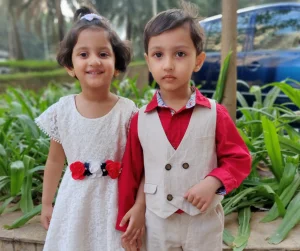 Read more about the article Encouraging Individuality in Twins #AtoZOfTwinParenting