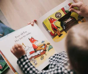 Read more about the article Best Touch and Feel Books for Babies & Toddlers