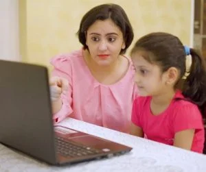 Read more about the article Stop Feeling That Everything You Do As A Mother Is Wrong. Try Parenting Affirmations